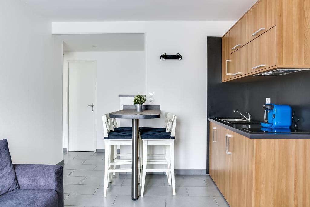 Memorial-Sleep In Normandie Apartment Кан Екстериор снимка