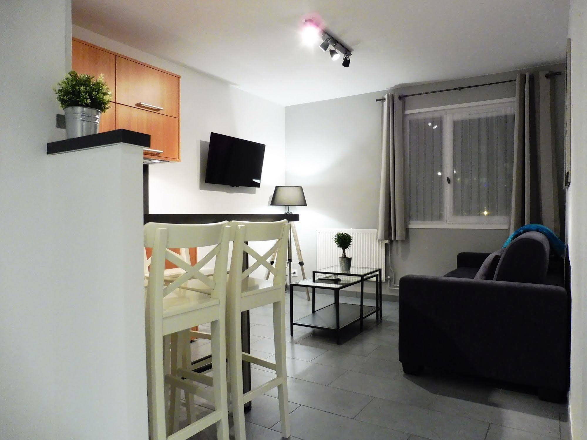 Memorial-Sleep In Normandie Apartment Кан Екстериор снимка