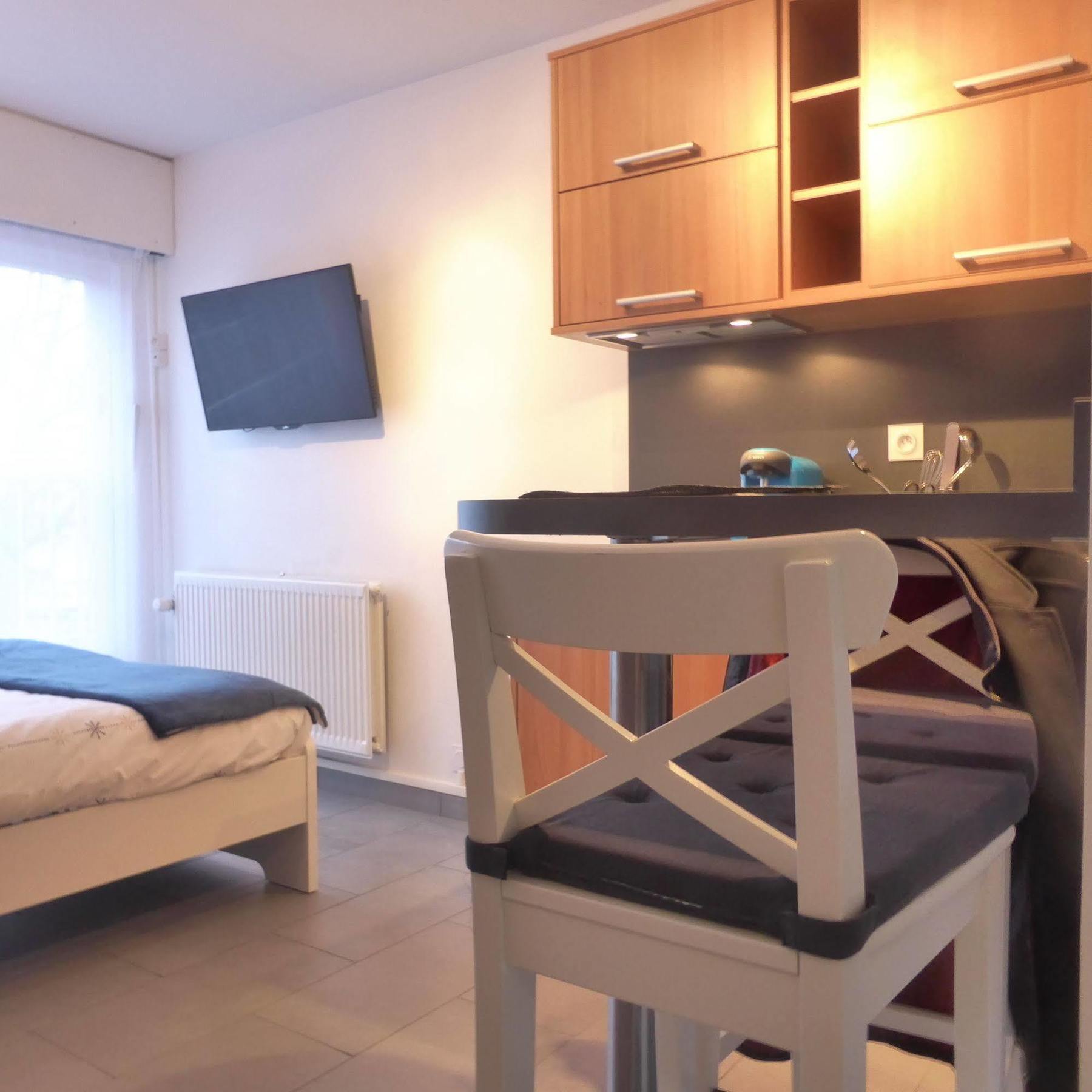 Memorial-Sleep In Normandie Apartment Кан Екстериор снимка