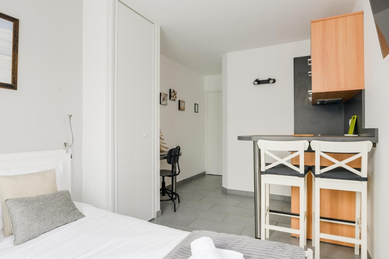 Memorial-Sleep In Normandie Apartment Кан Екстериор снимка