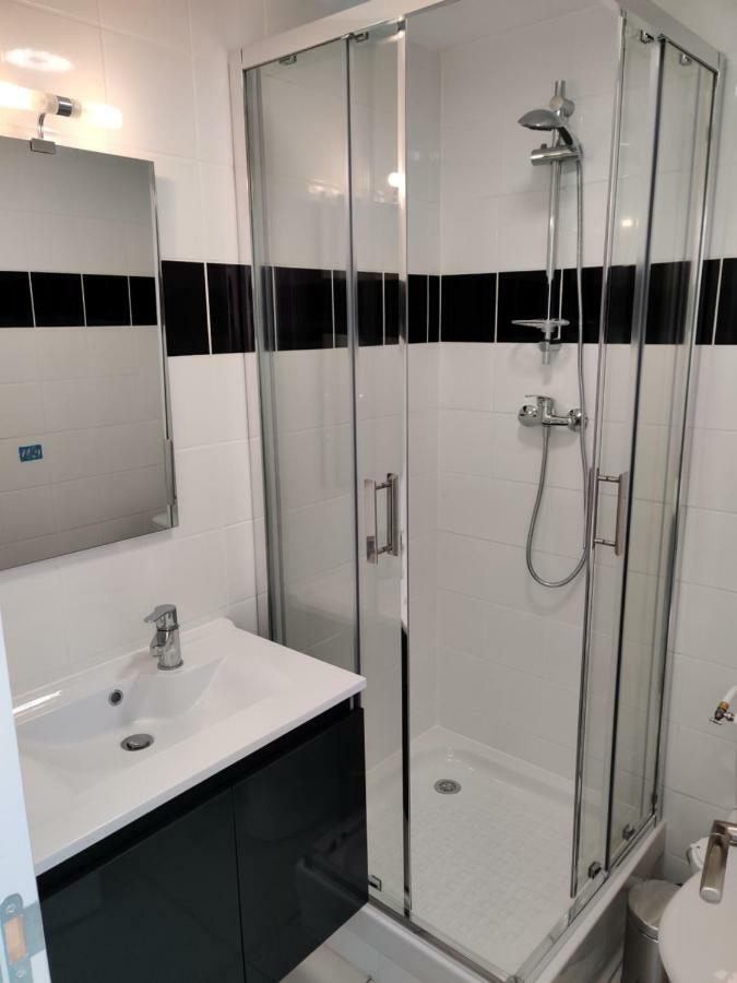 Memorial-Sleep In Normandie Apartment Кан Екстериор снимка