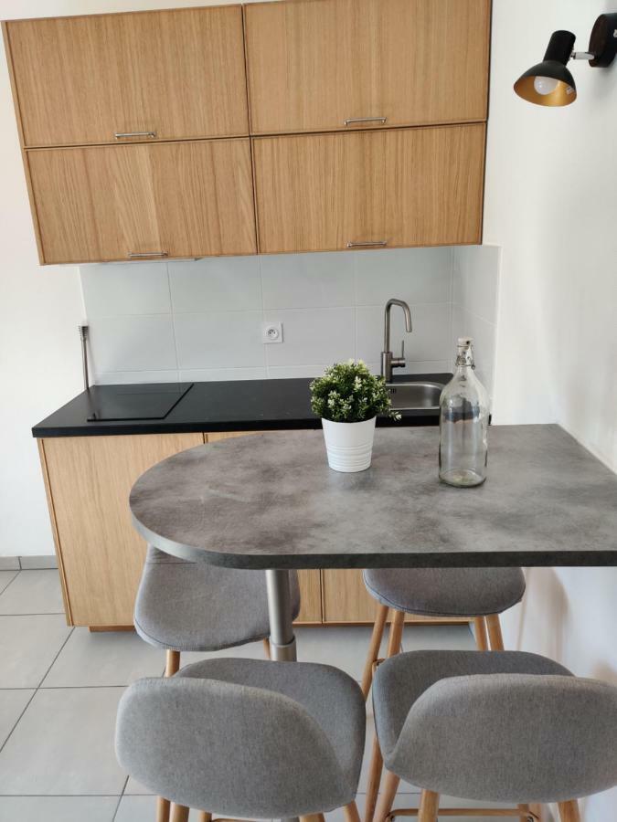 Memorial-Sleep In Normandie Apartment Кан Екстериор снимка